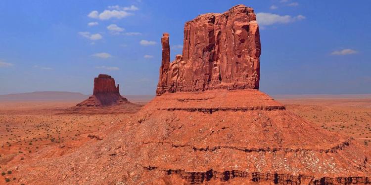 Sunny Monuments 3D